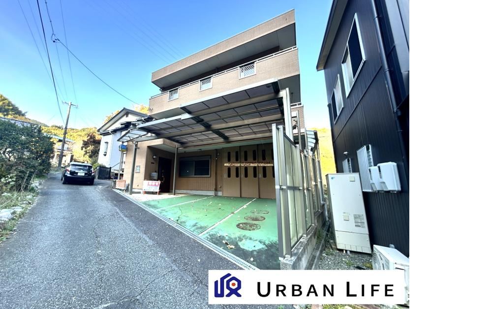 6LDK house in Shimizu Ward, Shizuoka - Photo 1