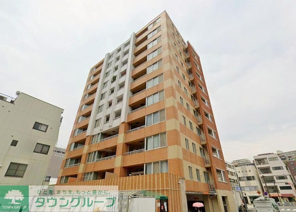 Bright 3LDK Apartment Near Negishi Station - Photo 1