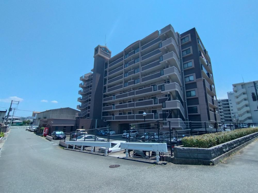 3LDK+S apartment in Hakata Ward, Fukuoka - Photo 1