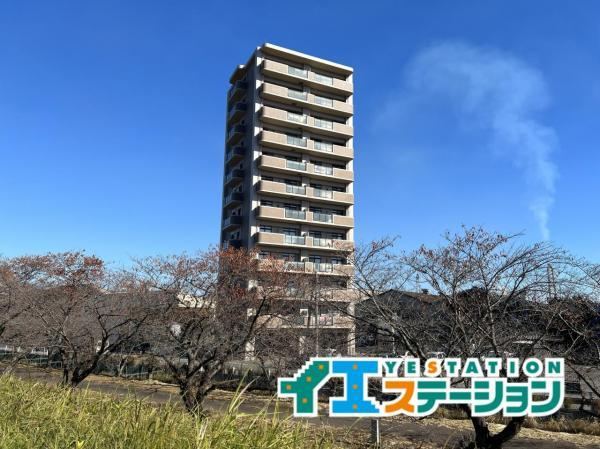 4LDK apartment in Oita, Oita - Photo 1