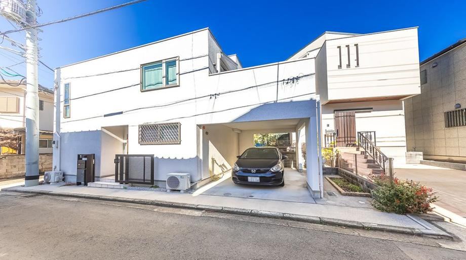 Modern 4LDK House with Rooftop in Nishitobecho - Photo 1