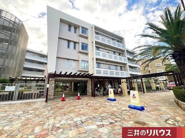 Bright 2LDK Apartment Near Kugenuma Beach - Photo 1