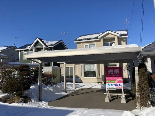 Renovated 4LDK Home in Obihiro - Photo 1