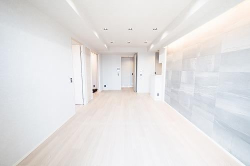 2LDK apartment in Kita Ward, Osaka - Photo 1