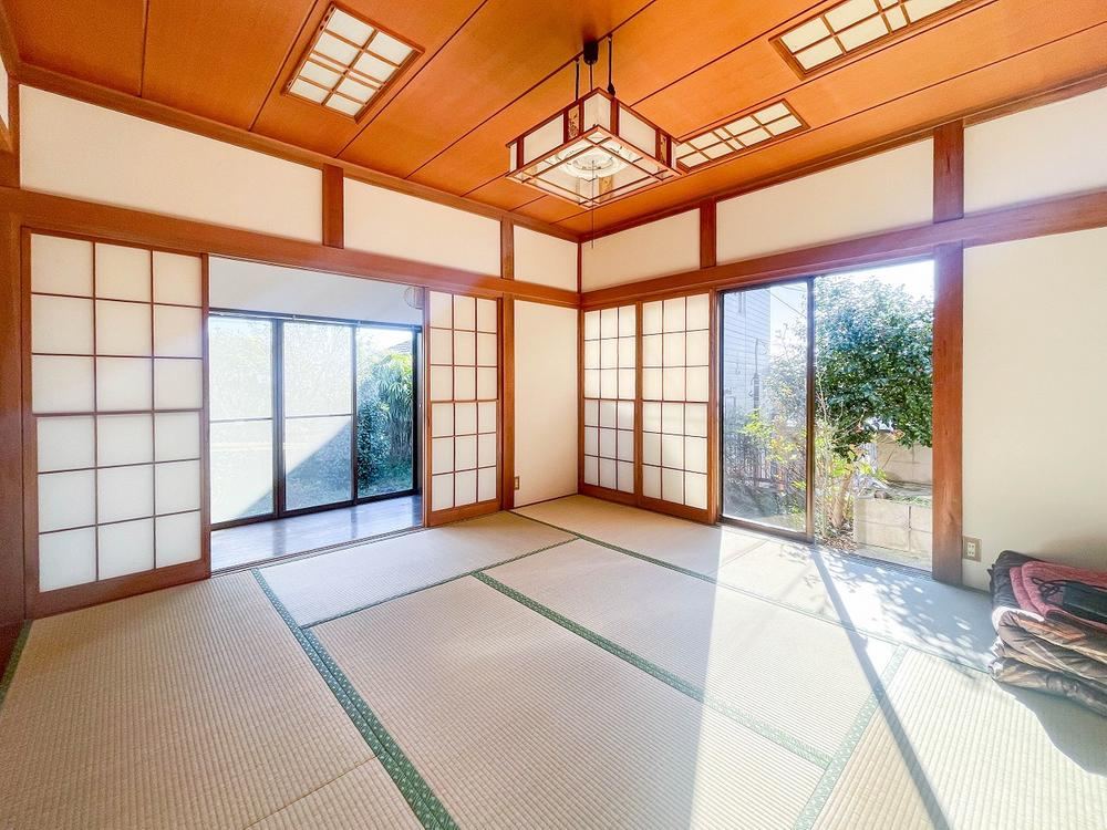 Spacious 4LDK Detached House with Garden in Yokosuka - Photo 1