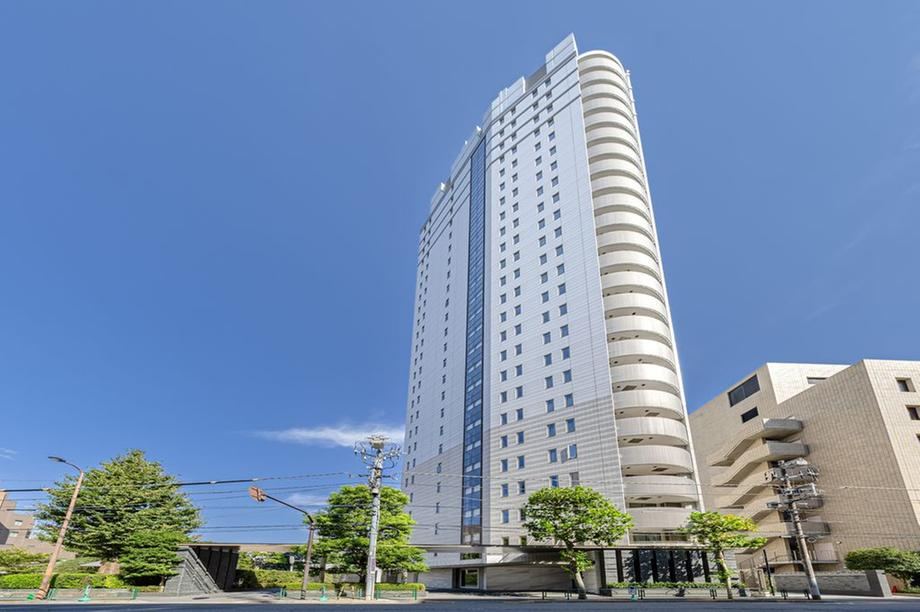 3LDK apartment in Minato Ward, Tokyo - Photo 1