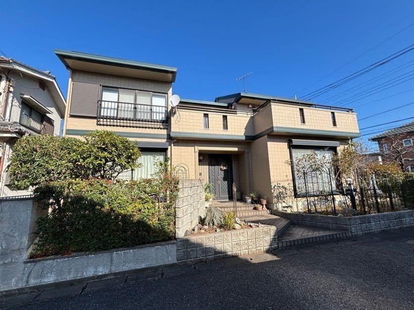 Spacious 5LDK House with Parking in Ina - Photo 1