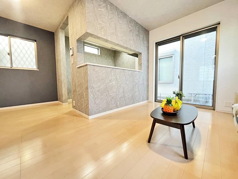 Renovated 4LDK House Near Rokucho Station - Photo 1
