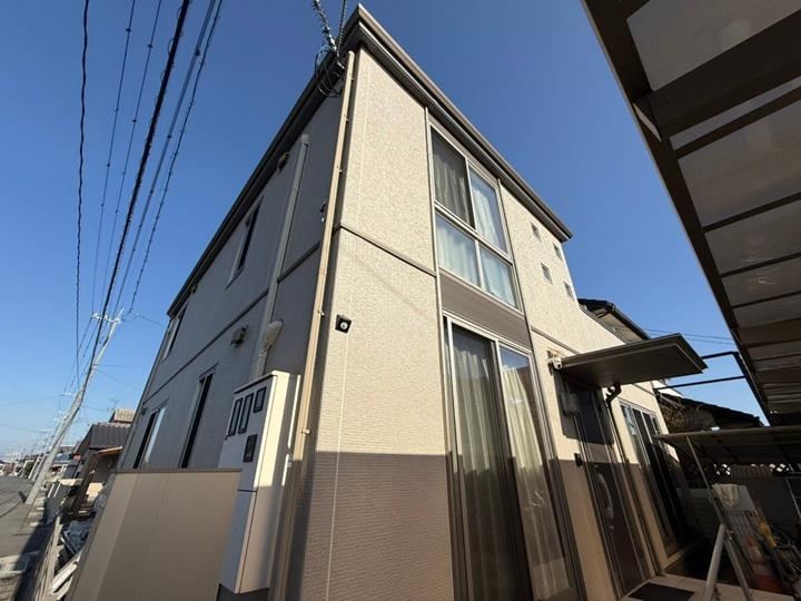 Convenient 3LDK Home with Solar Power in Okayama - Photo 1