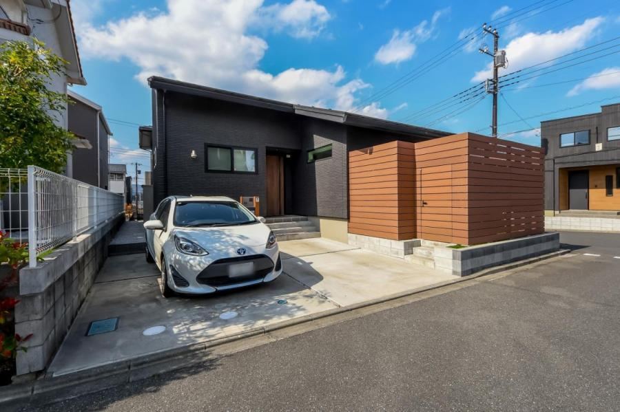 Newly Built 2LDK Bungalow with Garden in Nagatadai - Photo 1