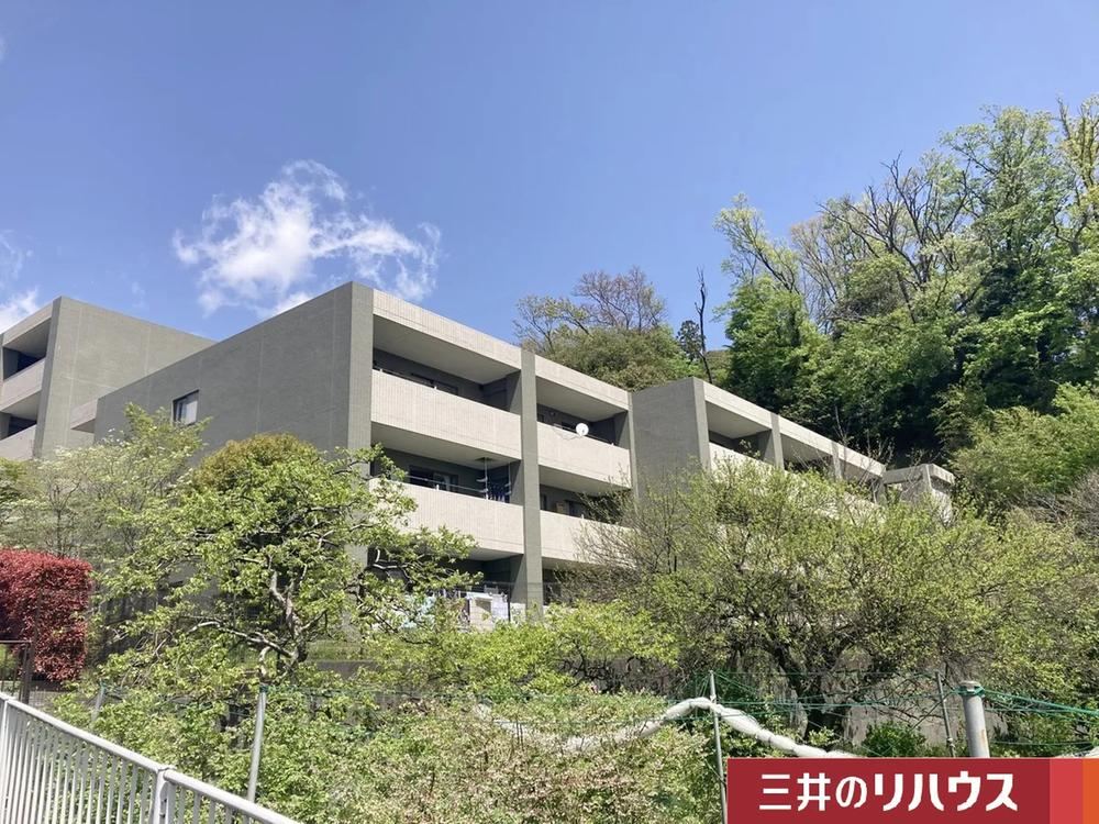 2LDK+S Apartment in Hyakuso - Photo 1