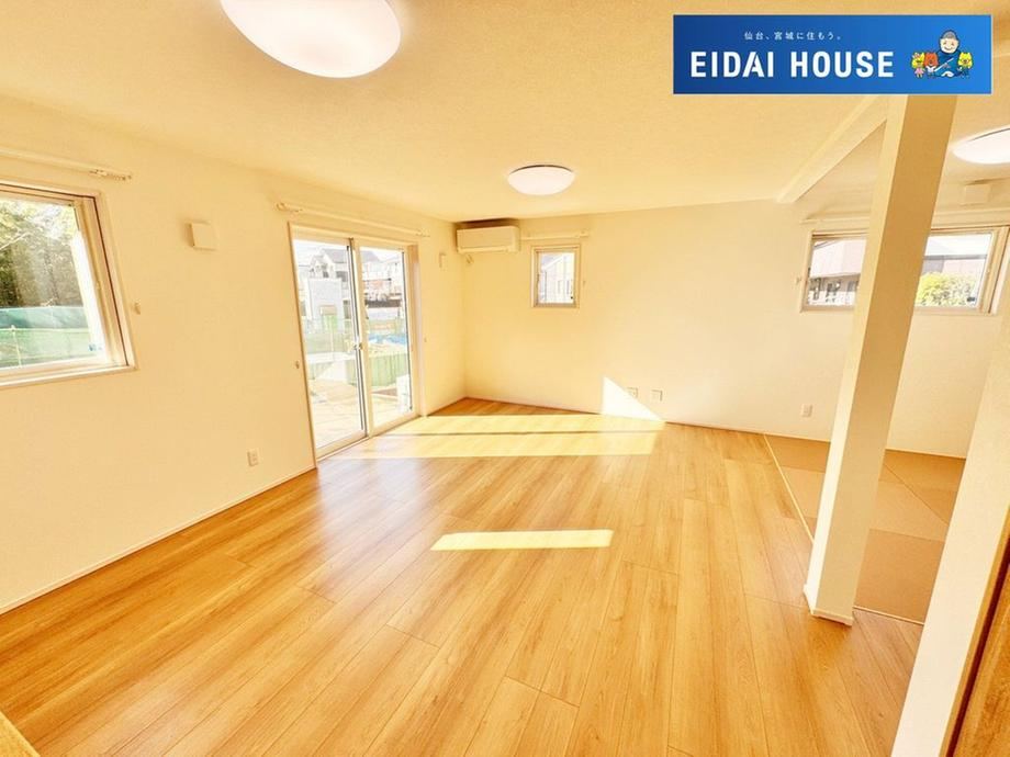 Convenient 3LDK House with Ample Parking in Hiyoshidai - Photo 1