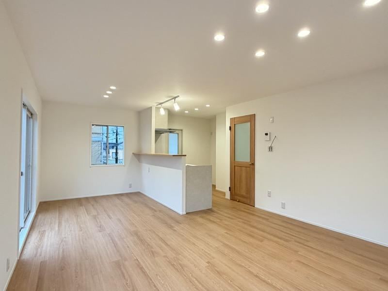 Renovated Sekisui House with Expansion Potential - Photo 1