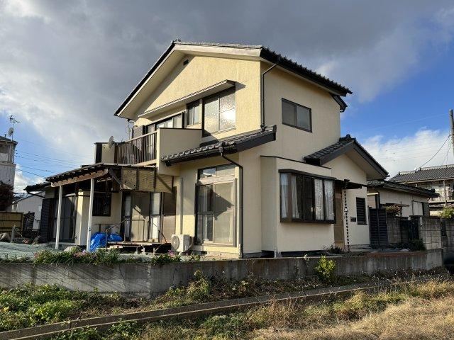 5DK house in Maebashi, Gunma - Photo 1