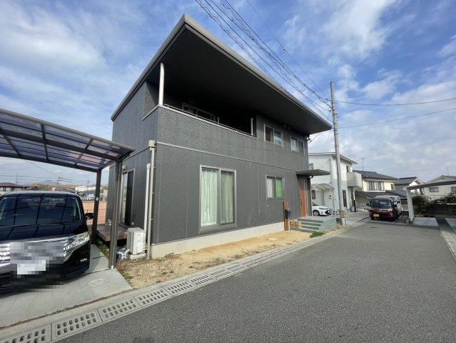 Modern 4LDK Home in Gokucho with Excellent Sunlight - Photo 1
