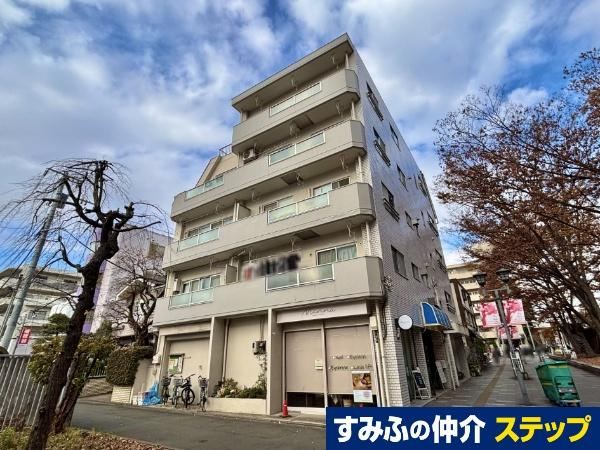 Sunny 2DK Apartment in Fuchu - Photo 1