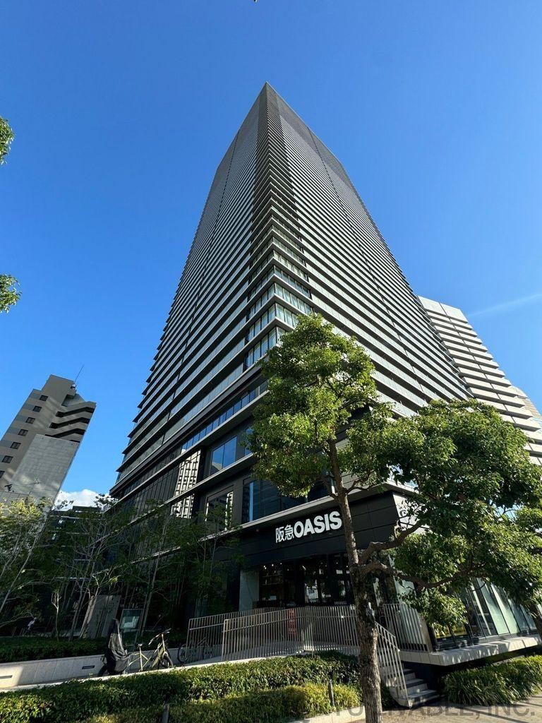 2LDK apartment in Kita Ward, Osaka - Photo 1