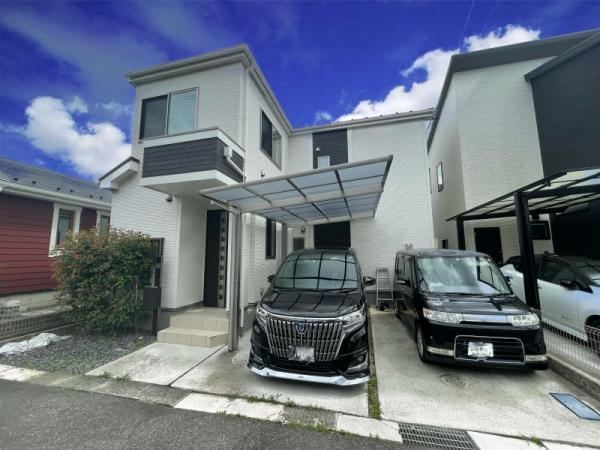 Modern 4LDK House with Garden in Kasugai City - Photo 1