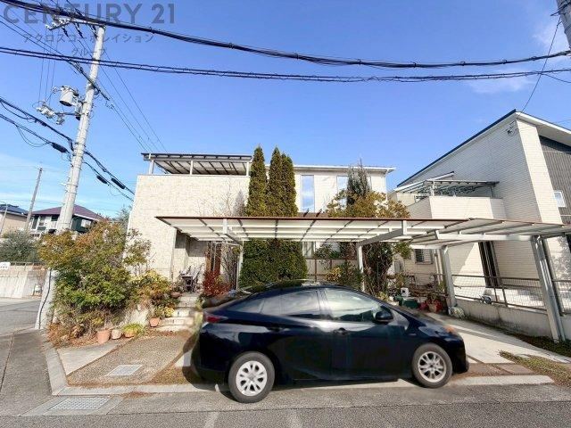 Spacious 4LDK Home in Wakaba - Photo 1