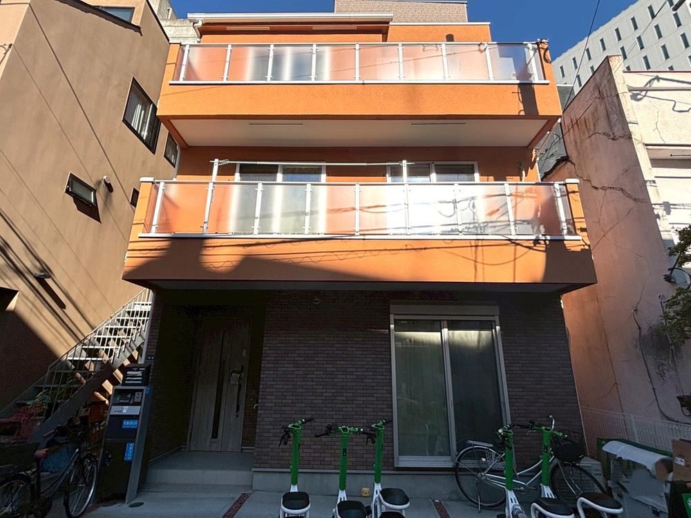 Sunny 3LDK Detached House in Yoyogi - Photo 1