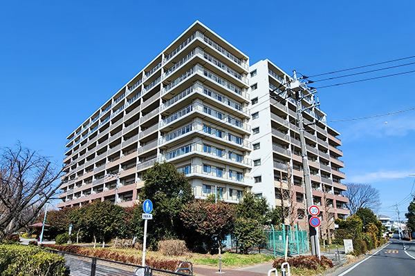 Spacious 3LDK Apartment in Hagiayama - Photo 1