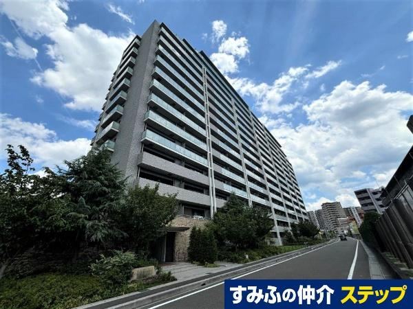 3LDK apartment in Nagakute, Aichi - Photo 1