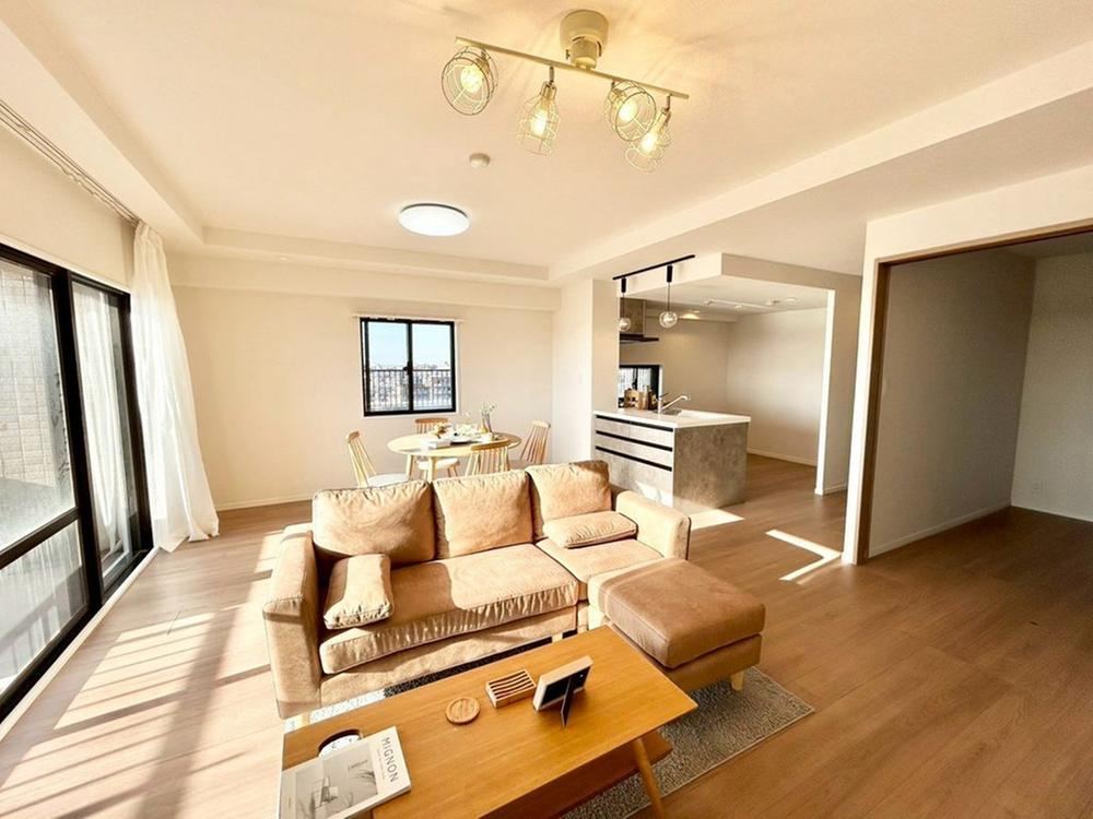 Renovated 3LDK Apartment with Easy Access in Funabashi - Photo 1