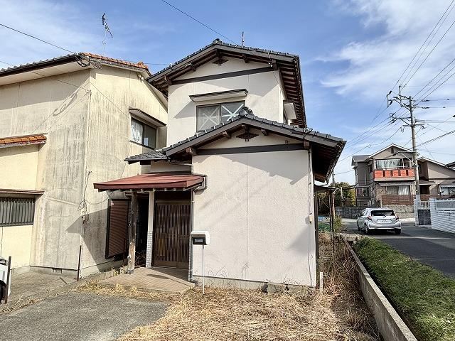 Renovation Opportunity 3DK House in Koga - Photo 1