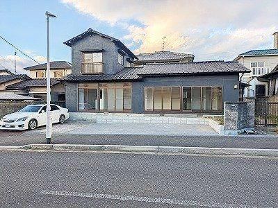 Renovated 4LDK House in Shikido - Photo 1