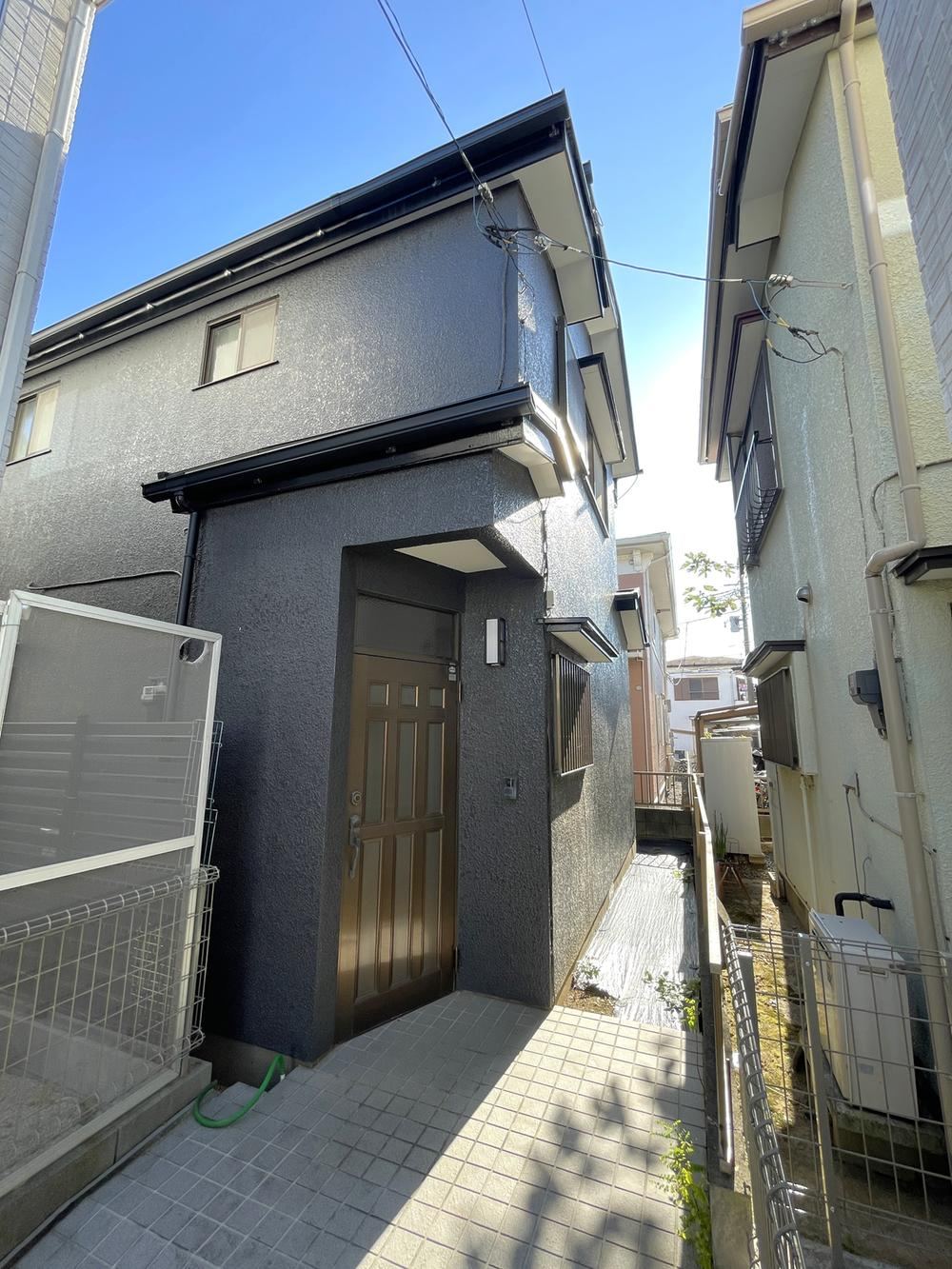 Renovated 4DK House in Shin-Matsudo - Photo 1