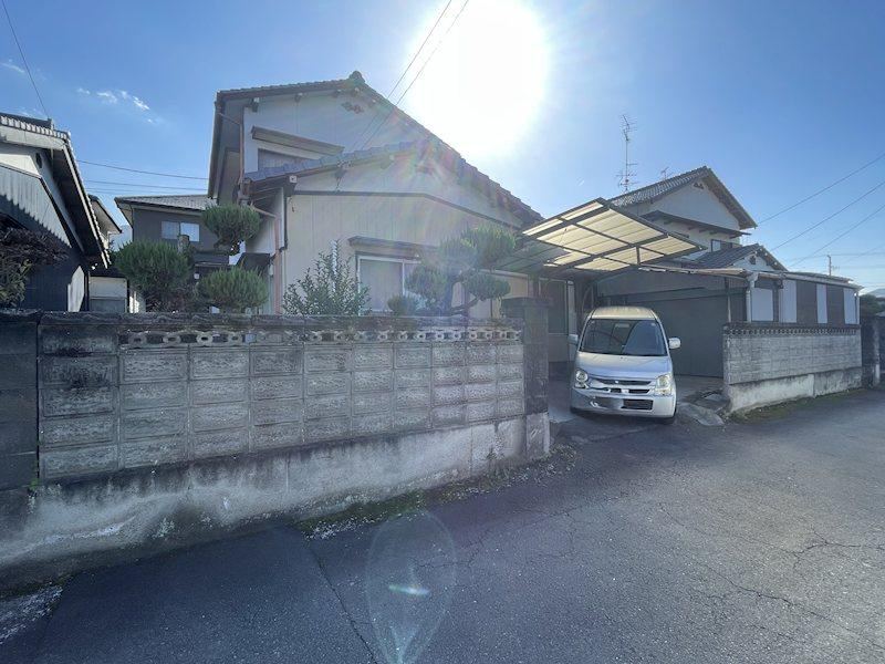 Spacious 7DK House in Niihama - Photo 1