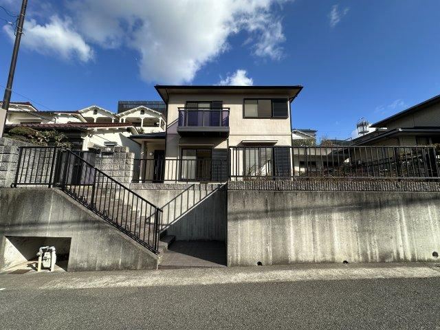 Modern 4LDK House in Tamondai - Photo 1