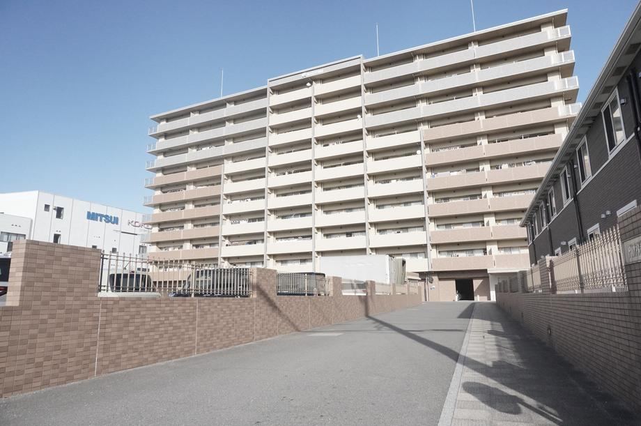 3LDK apartment in Tokushima, Tokushima - Photo 1