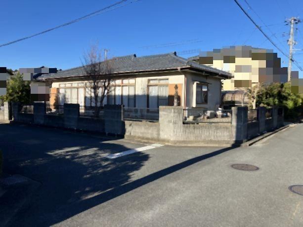 Southeast Corner Lot with Great Sunlight - Photo 1