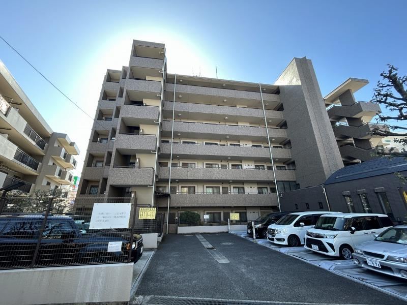 Scenic 3LDK Apartment in Higashi-Kibogaoka - Photo 1