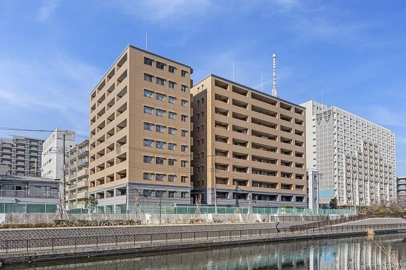 Spacious 3LDK Apartment with Renovation in Sumida - Photo 1