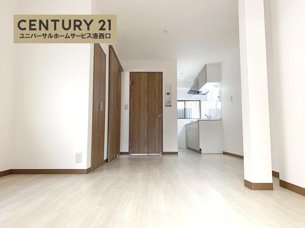 Renovated 2LDK House in Morimoto Town - Photo 1