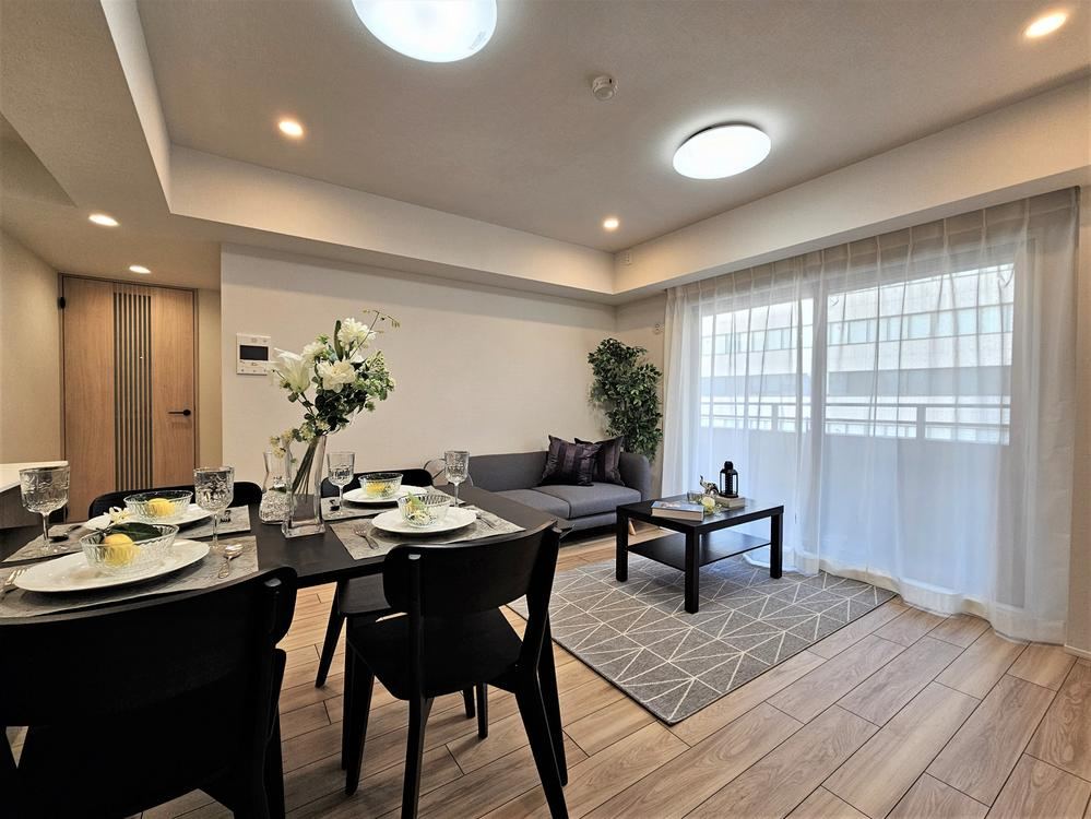 Modern 2LDK Apartment Near Yokohama Station - Photo 1
