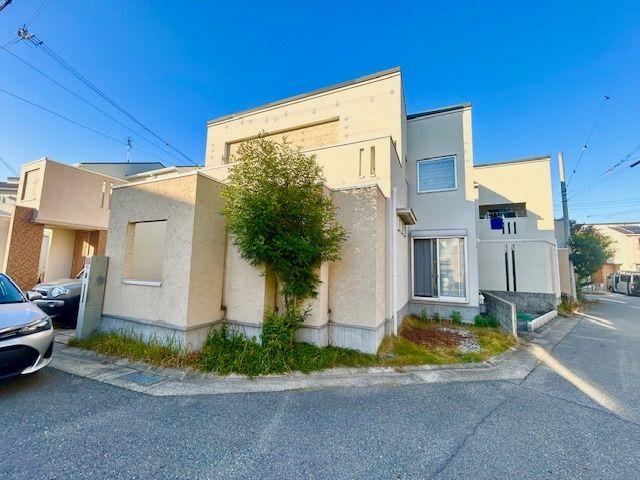 Stylish 4LDK House in Hiraoka-cho - Photo 1
