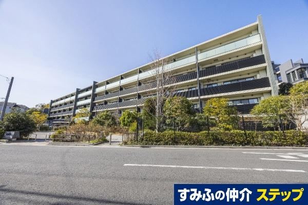 Elegant 4LDK Apartment in Ueno-Miya - Photo 1
