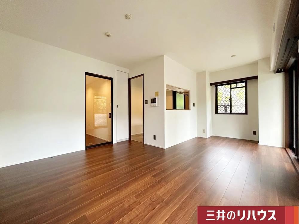 3LDK apartment in Toyonaka, Osaka - Photo 1