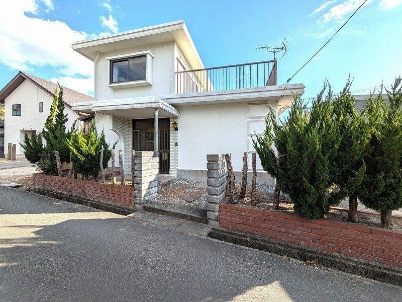 4LDK House with Garage in Hofu - Photo 1