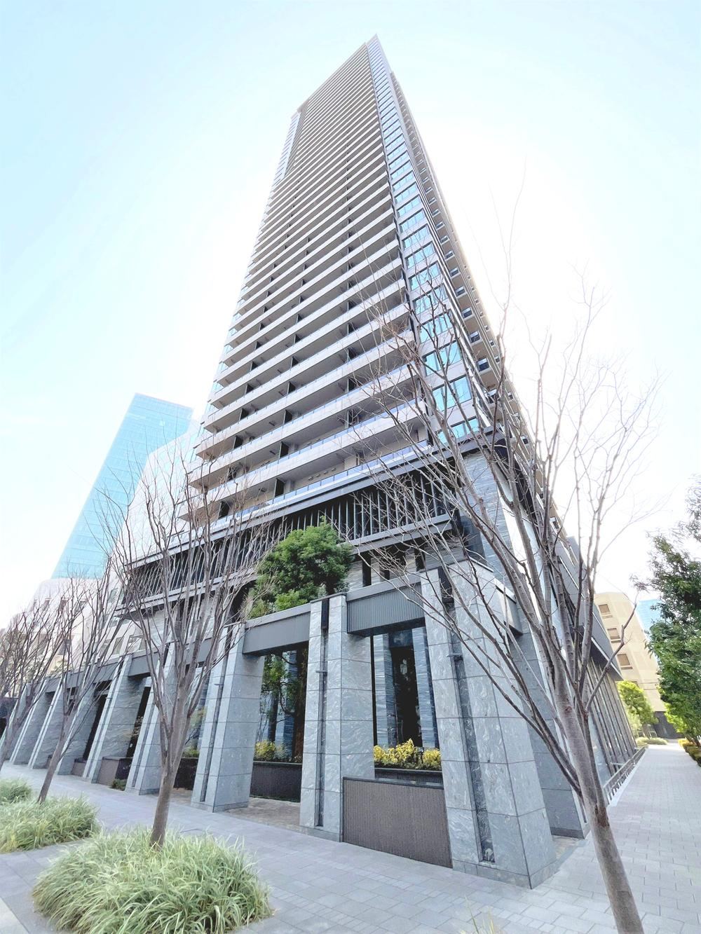 1LDK apartment in Chuo Ward, Osaka - Photo 1