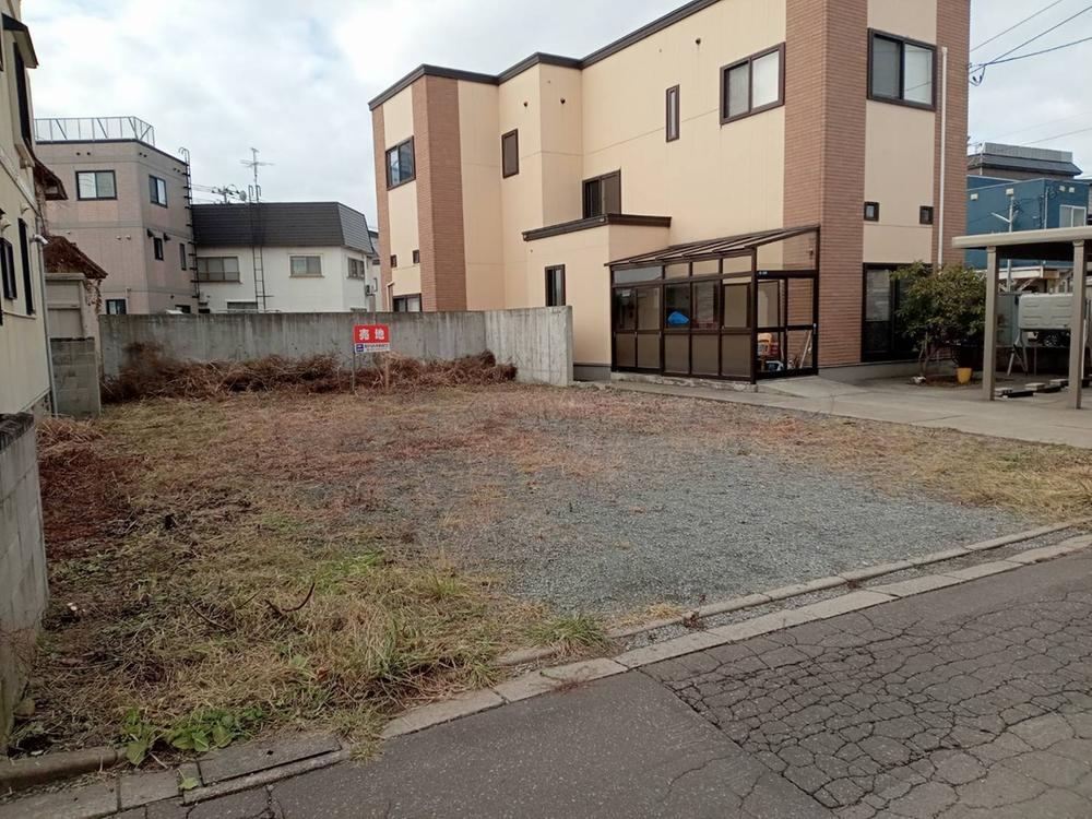 Land Near Suwa Shrine in Hanazono 1 - Photo 1