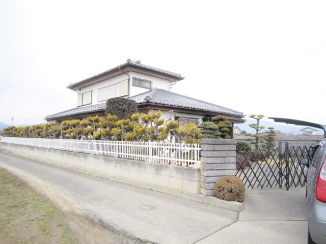Spacious 5DK House on Large Lot in Nagano - Photo 1