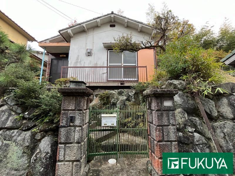 Charming 4DK House Near Ichibun Station - Photo 1