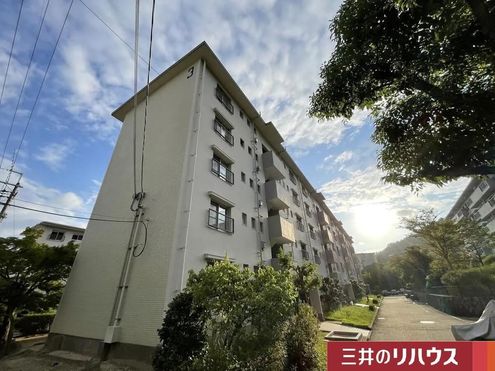 1LDK apartment in Mino, Osaka - Photo 1