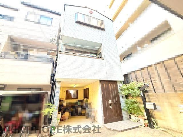 4DK Detached House with Garage in Higashi-Osaka - Photo 1