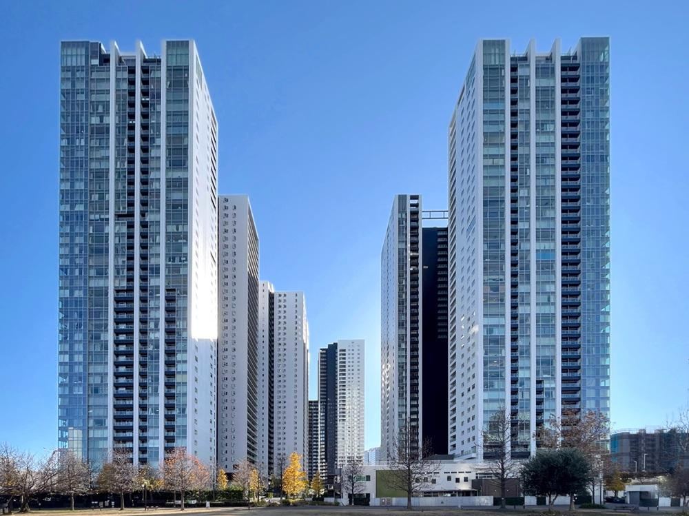 2LDK apartment in Minato Ward, Tokyo - Photo 1