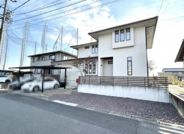 Bright 3LDK Home with Garden in Ichinichimachi - Photo 1